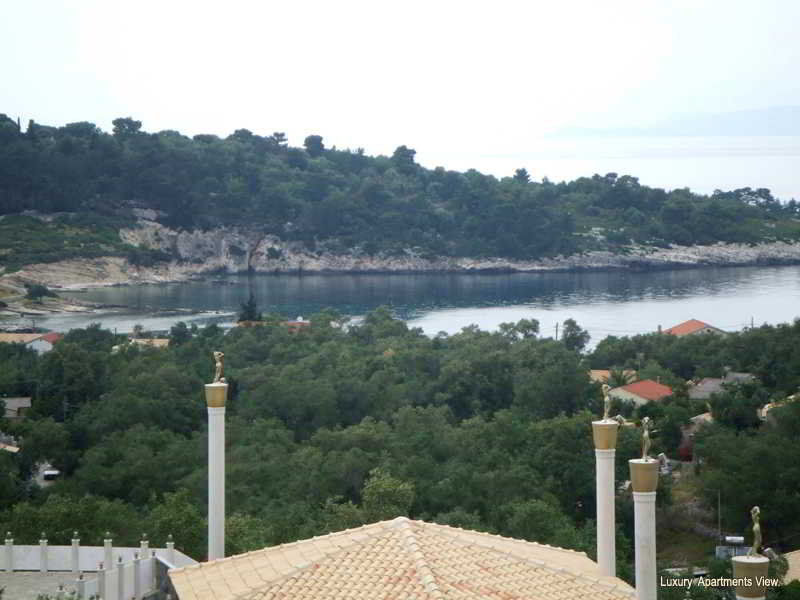 Paco'S Resort Gaios Exteriör bild