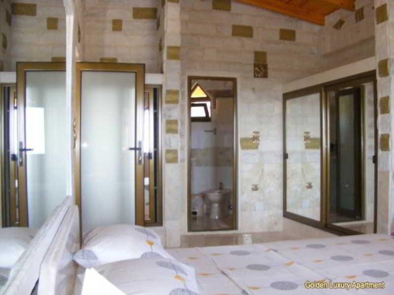 Paco'S Resort Gaios Exteriör bild